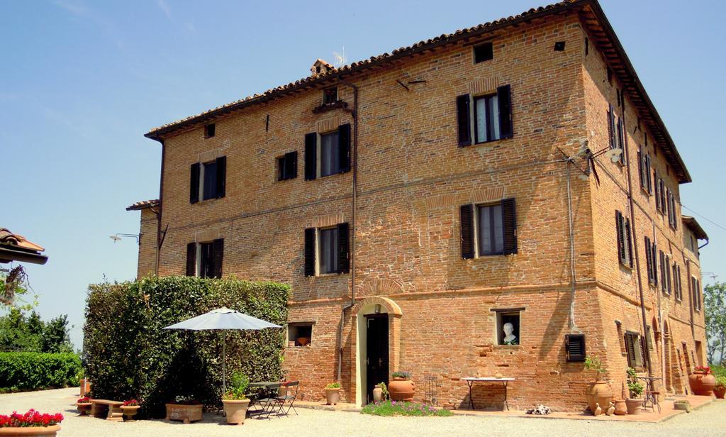 Agriturismo Palazzo Val Del Sasso Villastrada  Экстерьер фото
